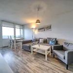 - Haus A, App 0a0203 *